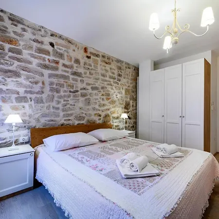 Apartments Festum Šibenik Extérieur photo